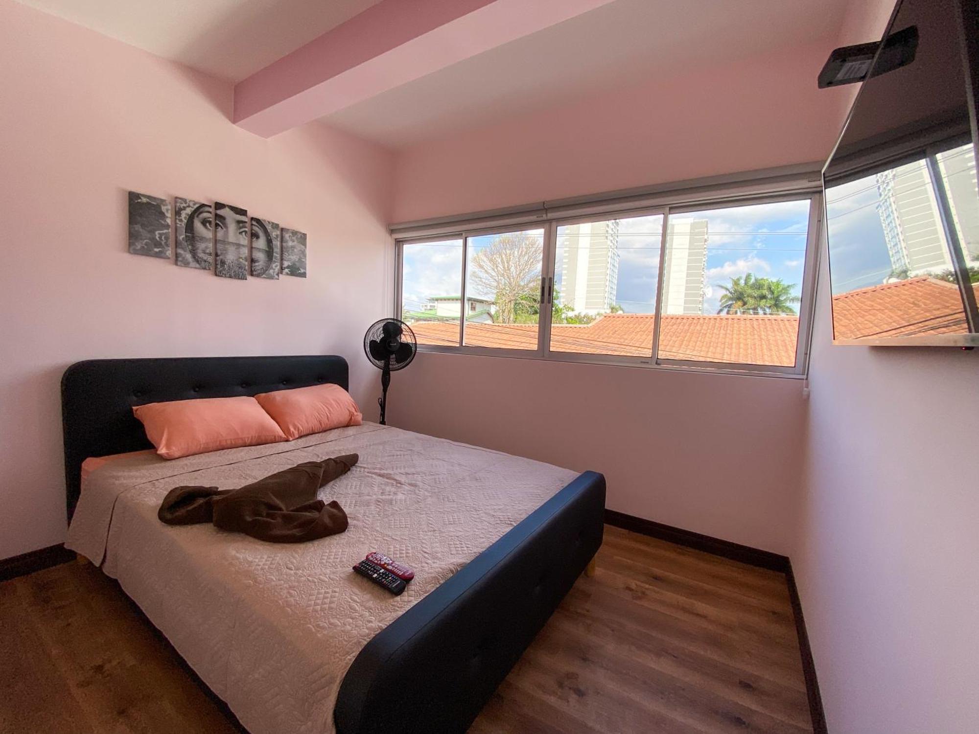 Casa Pandora Hostel Women Only San José Eksteriør billede